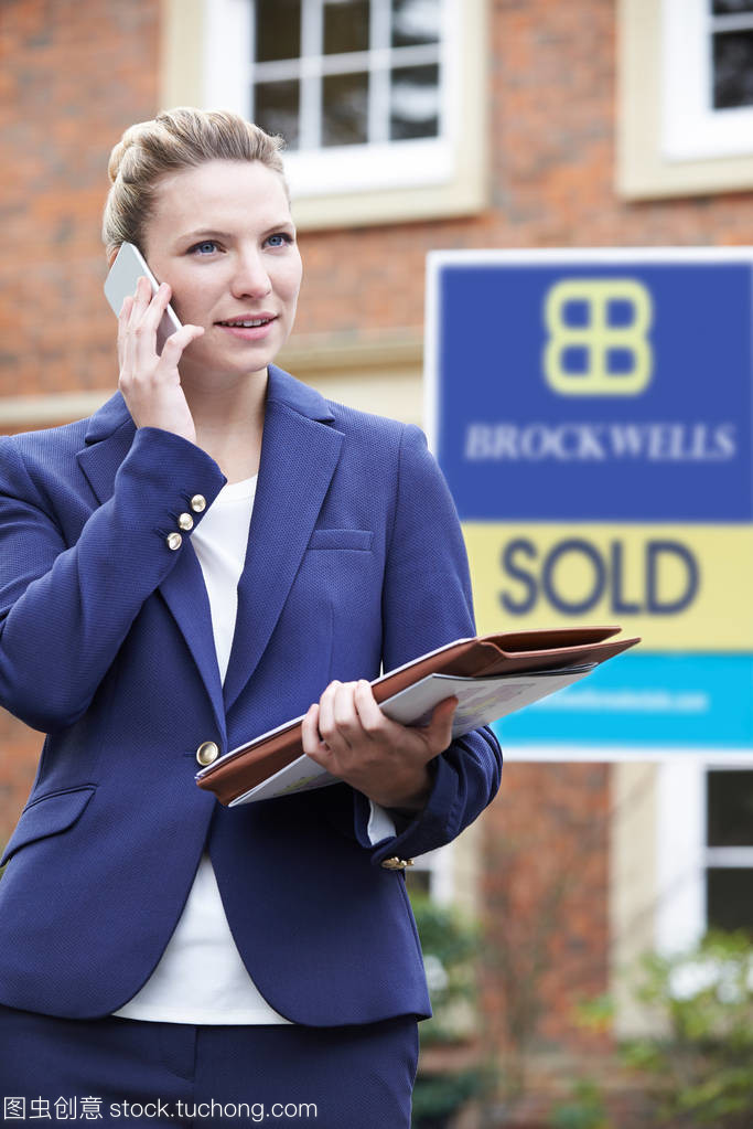女经纪人 住宅楼盘销售电话背后的专业力量
